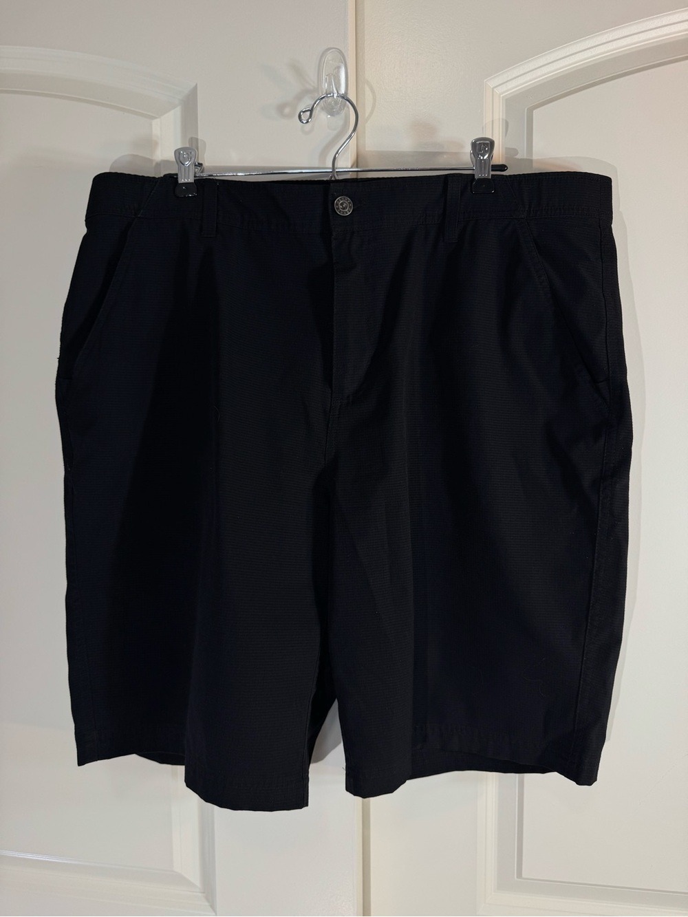 Gerry Black Men’s Flat-Front Shorts 38